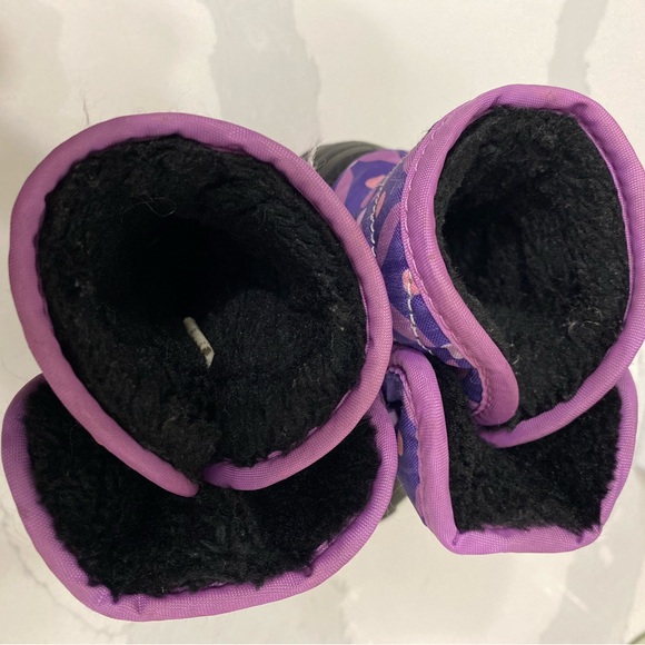 Toddler kamik winter boot size 6 - Picture 4 of 4